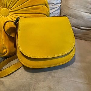 Coach saddle bag style shoulder bag yellow / goldenrod